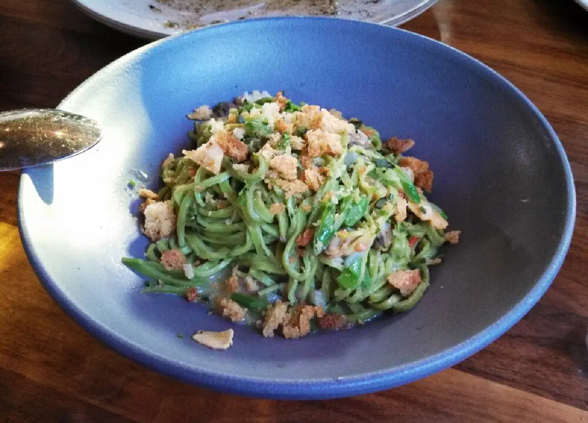 green garlic pasta